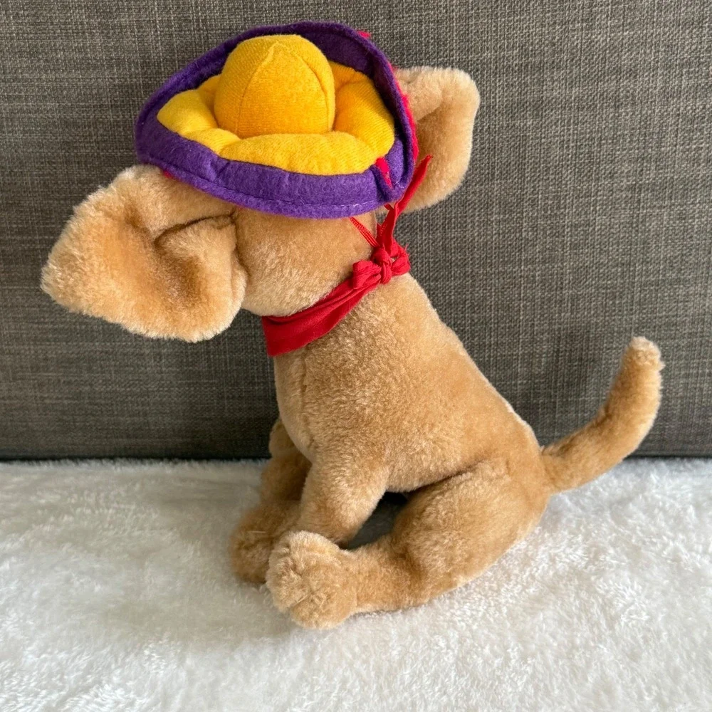 Vintage Nanco Chihuahua Plush‎ Dog Sombrero 1998 Tan Stuffed Animal Toy 9 inch.